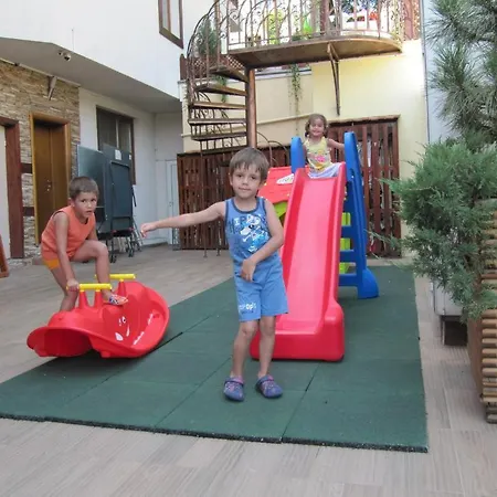 Ξενοδοχείο με διαμερίσματα Aquilon & Thermal Pools