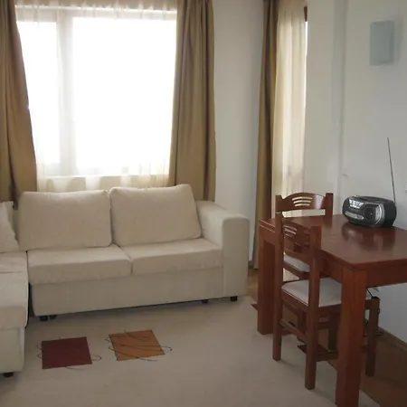 Ξενοδοχείο με διαμερίσματα Aquilon & Thermal Pools